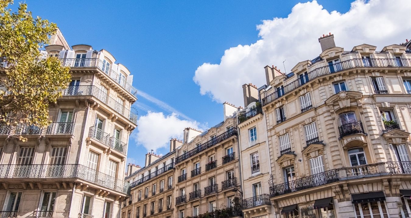 rue dans paris, dans laquelle sont en train d'être créée de nombreuses entreprises